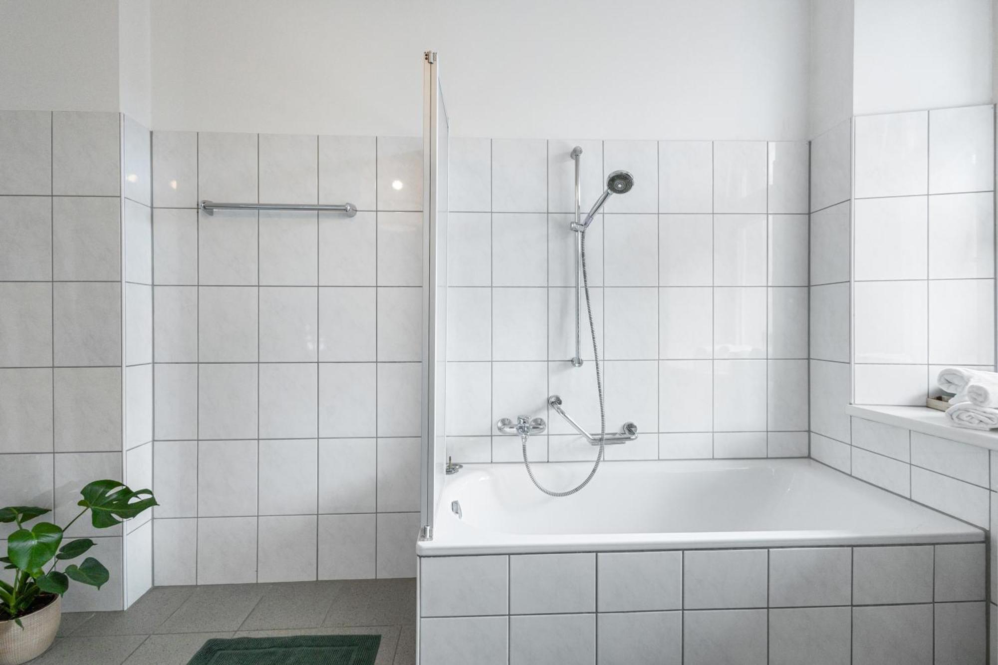 Stylische Altbauwohnung Bregenz Am See Ngoại thất bức ảnh